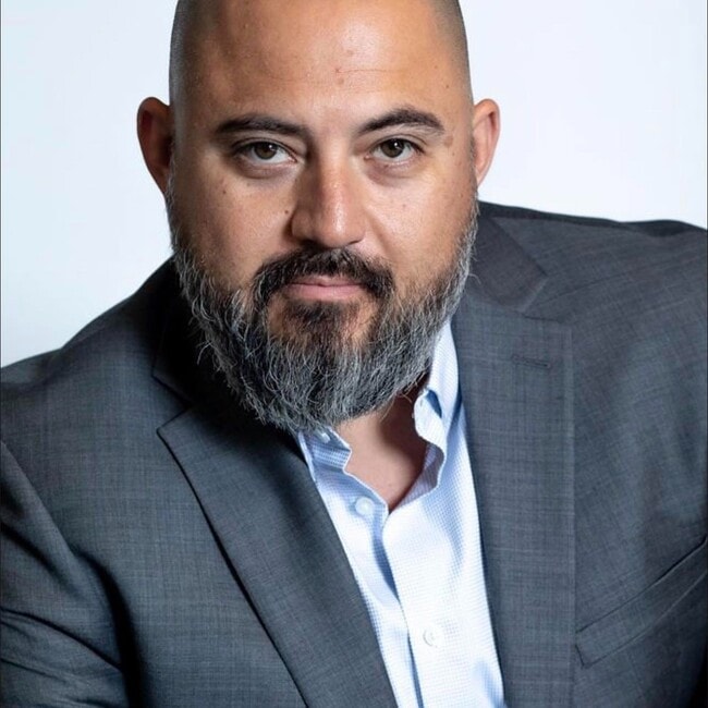 Agent Photo