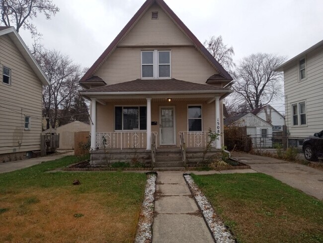 1508 Albert St, Toledo, OH 43605 - photo 2