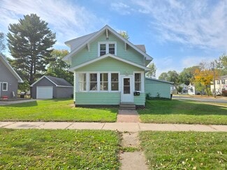 1303 8th St E Unit 1303, Menomonie, WI 54751