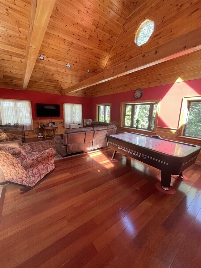 10 Deer Cir unit ID1255635P, Bridgton, ME 04009 - photo 2