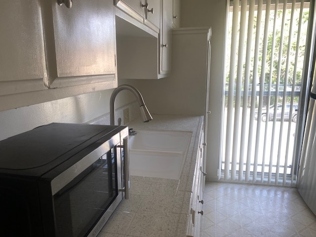 3674 Empire Dr, Los Angeles, CA 90034 - photo 2