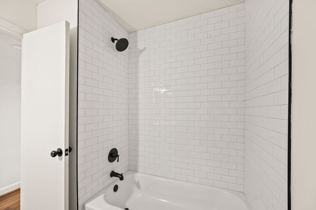 1640 W Northwest Blvd, Winston Salem, NC 27104 - photo 4