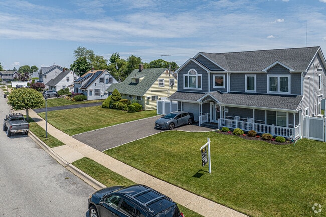A mix of homes like this is common in Levittown.