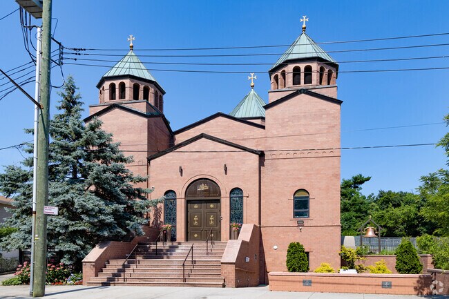 St. Sarkis is an Armenian Apostolic Church serving the residents of Douglaston.