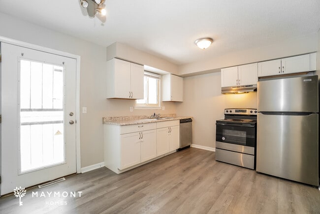 3166 Valley Park Ave, Columbus, OH 43231 - photo 6