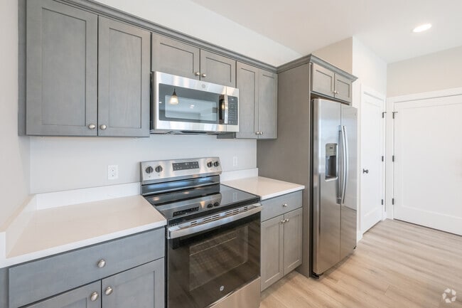 13 Main St, Lakeville, MA 02347 - photo 2