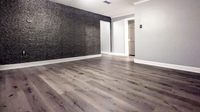 145 W Benson St unit 1, Cincinnati, OH 45215 - photo 3