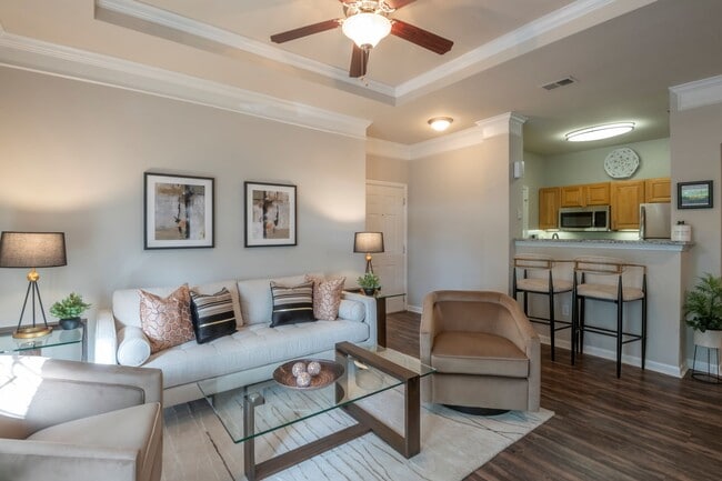 Cambridge Square, Overland Park, KS 66211 - photo 5