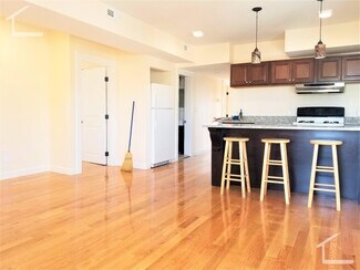 21 Weitz St Unit 3, Boston, MA 02134