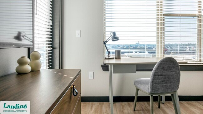 3875 Burnham unit 3306, Kyle, TX 78640 - photo 4