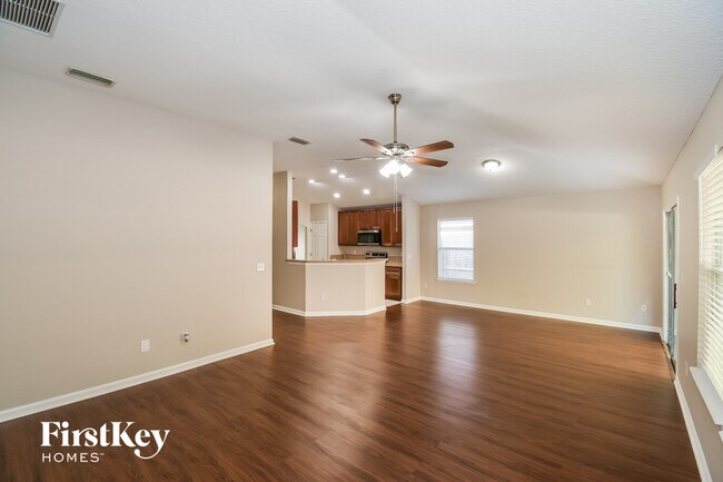 1088 Beckingham Dr, Saint Augustine, FL 32092 - photo 4