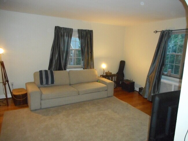 2804 Digby Ave unit 1, Cincinnati, OH 45220 - photo 4