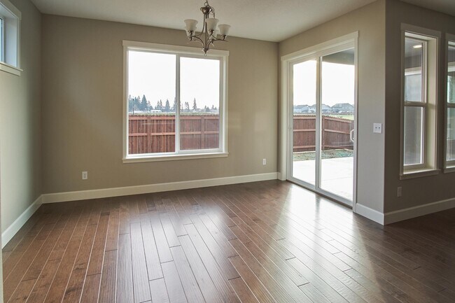 1158 N Paradise Ave unit 36466527, Ridgefield, WA 98642 - photo 6