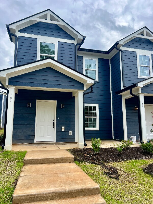 193 Freeze Ave NW, Concord, NC 28025