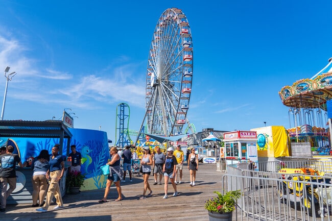The boardwalk in nearby Seaside provides so many
