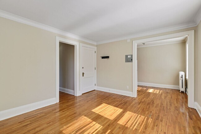 St. Clair, Saint Paul, MN 55105 - photo 6