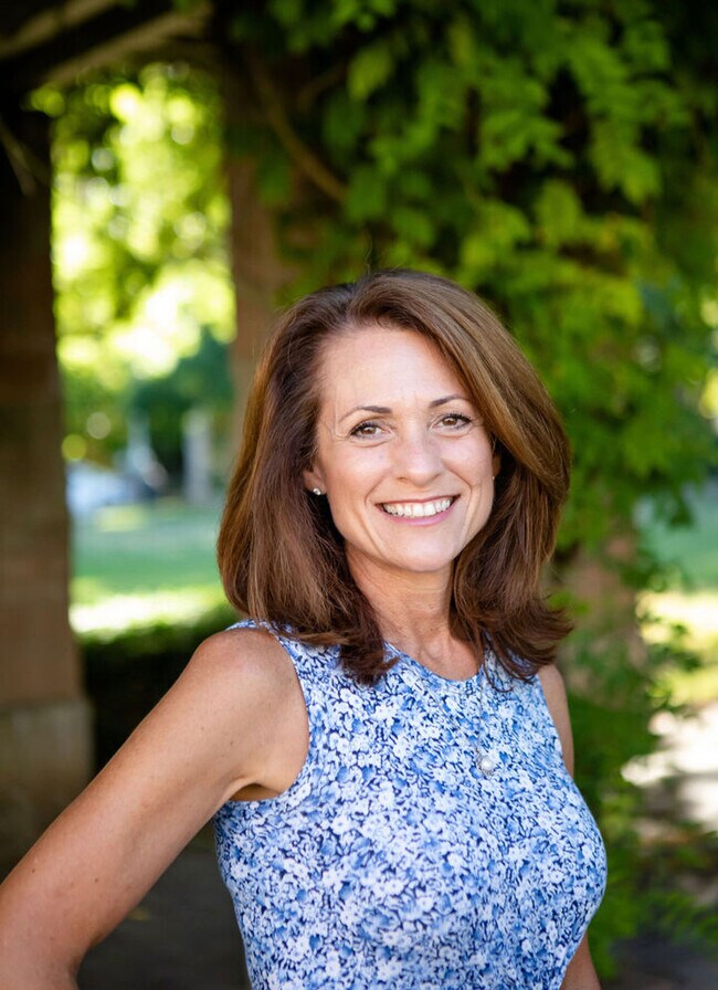 Lorisa Sherwood
