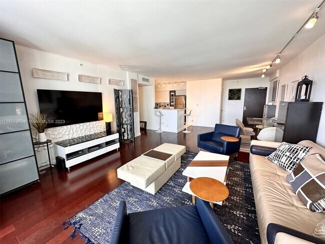 Flamingo Point unit C-1002, Miami Beach, FL 33139 - photo 6