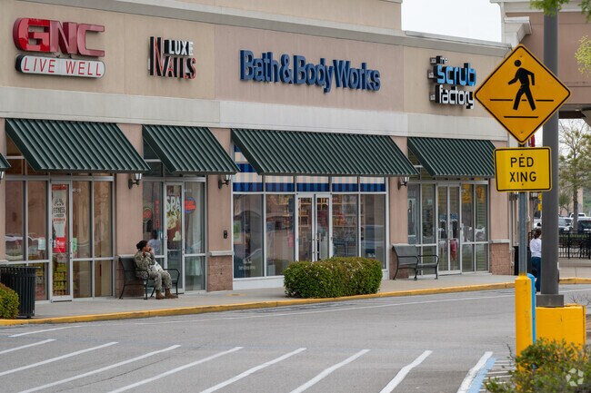 Fultondale's Promenade has plenty of place to eat and shop.