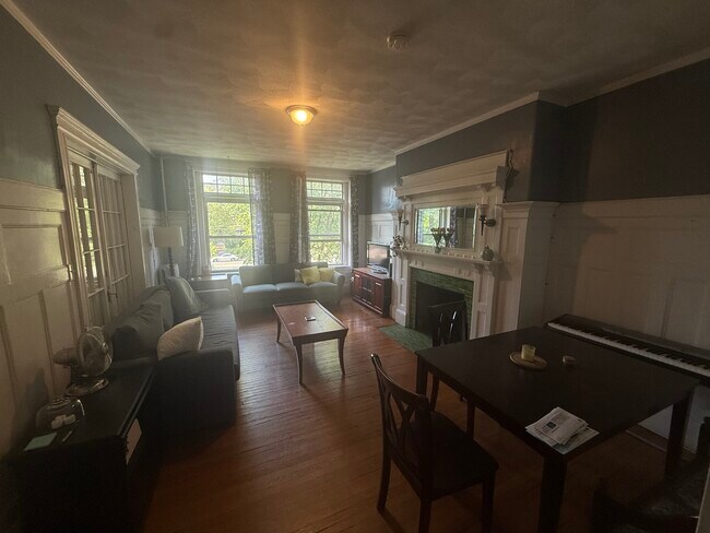 1799 Beacon St unit 2, Brookline, MA 02445 - photo 5