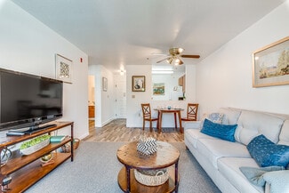 1715 E Alluvial Ave, Fresno, CA 93720