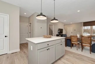 425 Pheasant Run, Elyria, OH 44035