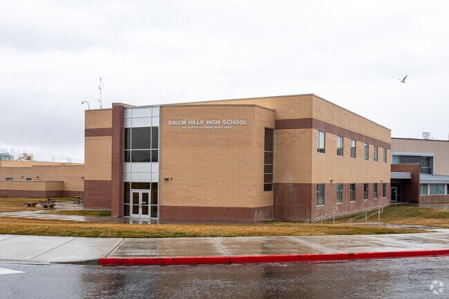 Salem Hills High School is located in the Salem neighborhood.