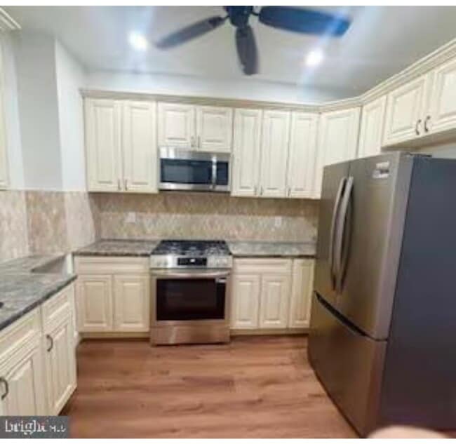 320 Loney St unit B, Philadelphia, PA 19111 - photo 3