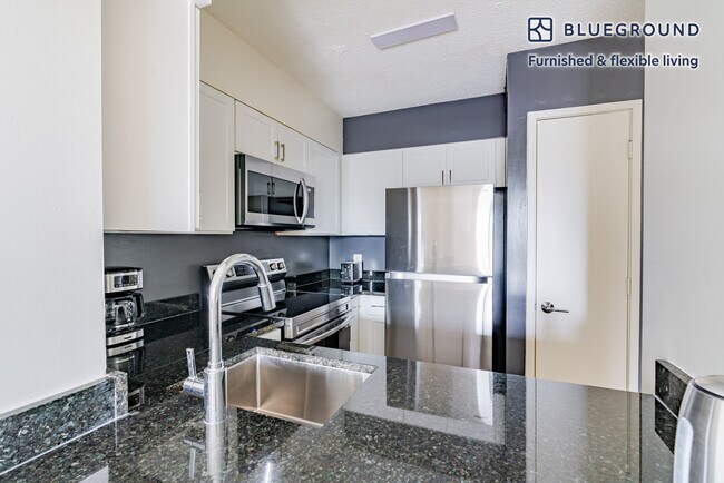 4650 Washington Blvd unit FL6-ID1050, Arlington, VA 22201 - photo 7