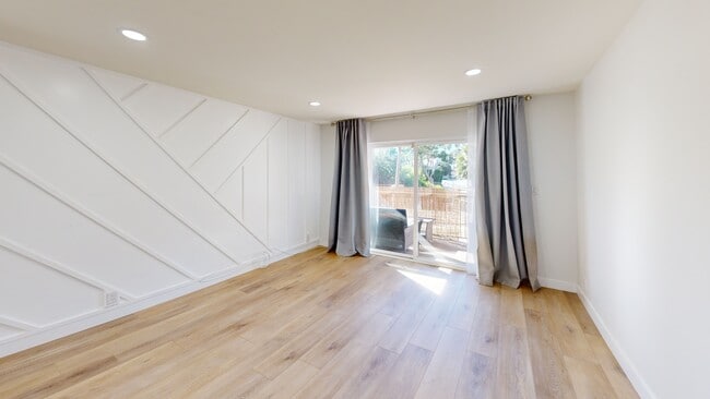 660 Sunfish Way, Port Hueneme, CA 93041 - photo 2