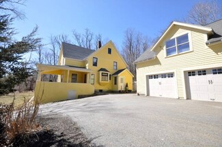 8 W Acton Rd, Stow, MA 01775