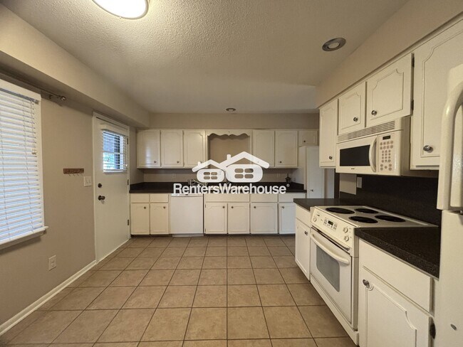 1200 31st St, West Des Moines, IA 50266 - photo 3