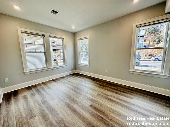 100 Brooks St unit 1, Boston, MA 02128 - photo 6