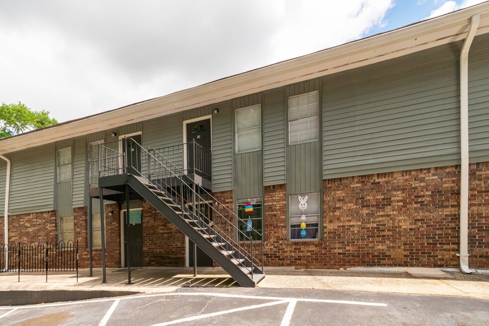 Maple Ridge Apartments, Carrollton, GA 30117 - photo 1