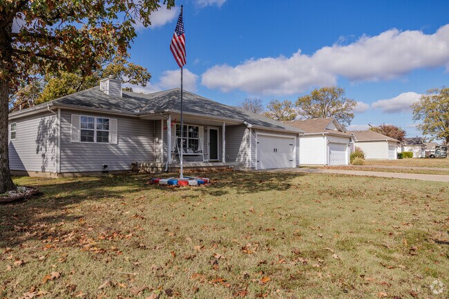 The homes of Forest Ridge are grouped together in a modest development.