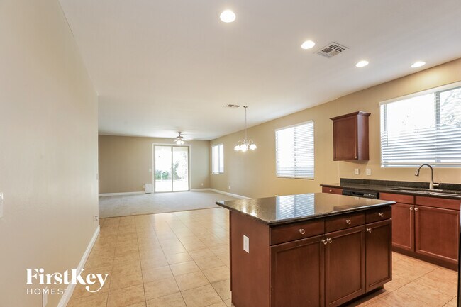 1809 W Loemann Dr, Queen Creek, AZ 85142 - photo 4