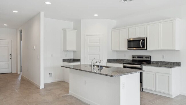 2769 Shanley Ave unit 36202131, Apache Junction, AZ 85120 - photo 5