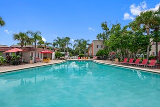 5528 Cinderlane Pkwy, Orlando, FL 32808