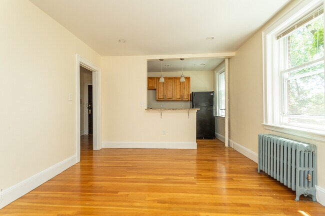 140 Highland Ave unit 15, Somerville, MA 02143 - photo 4