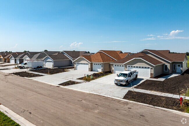 Single family homes in Bennett, Fargo have tranquil residential streets ideal for families.