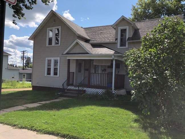 208 N Cleveland St unit A, Merrill, WI 54452 - photo 4