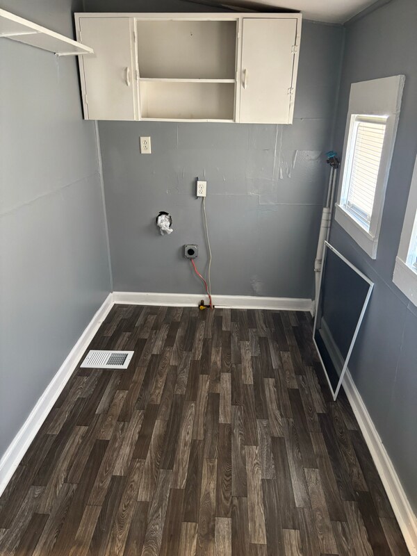 901 W Valley St, Saint Joseph, MO 64504 - photo 7