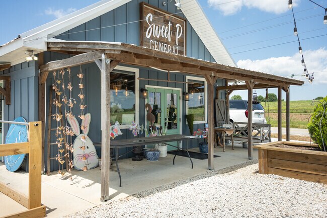 For home decorations, Townville locals can go to Sweet P General.