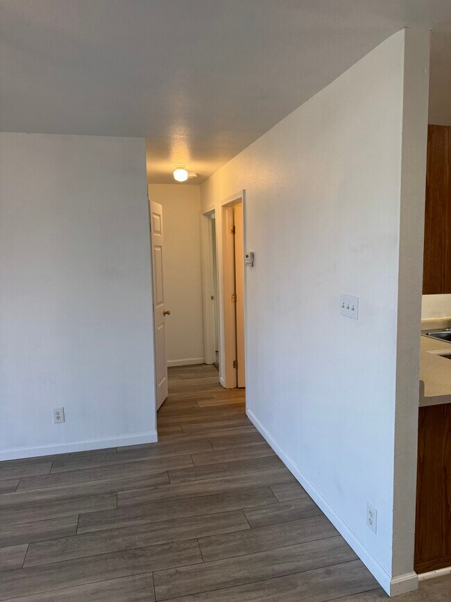 1704 E 5th St unit 1704, Joplin, MO 64801 - photo 6