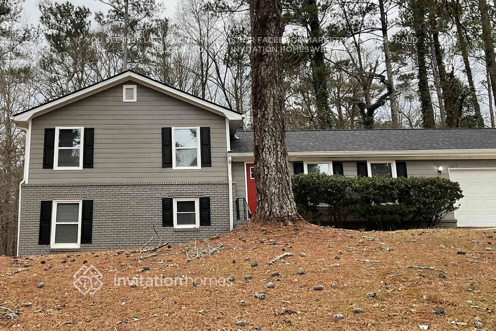 5619 Salem Rd, Lithonia, GA 30038 - photo 1