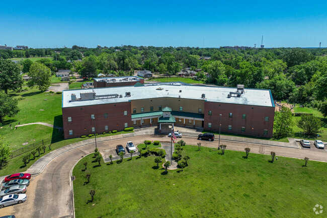 Galloway Elementary School has a student to teacher ratio of 13 to 1.