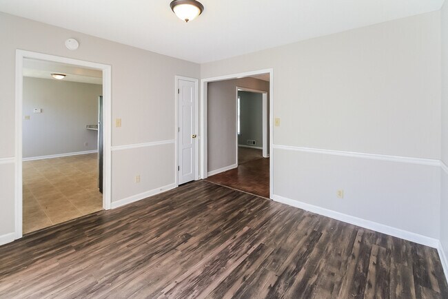 308 Rebecca Ct, Stockbridge, GA 30281 - photo 4