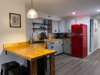 31 S Linwood Ave Unit 31 S Linwood Apt, Baltimore, MD 21224