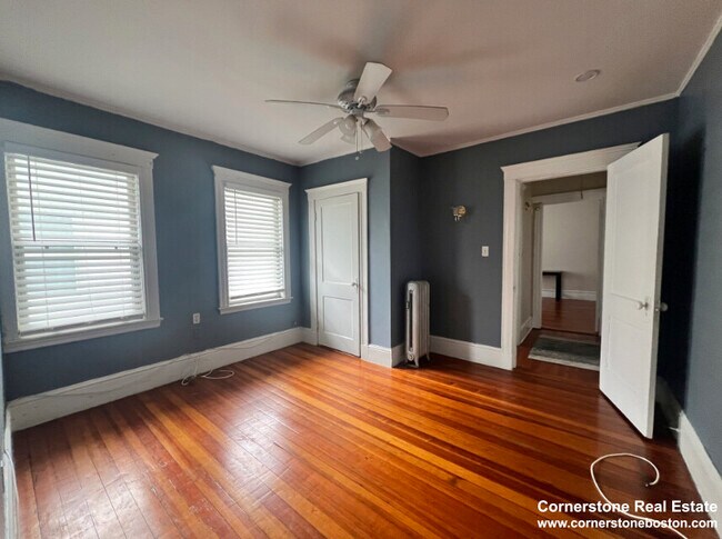 419 Concord Ave unit 2, Cambridge, MA 02138 - photo 5