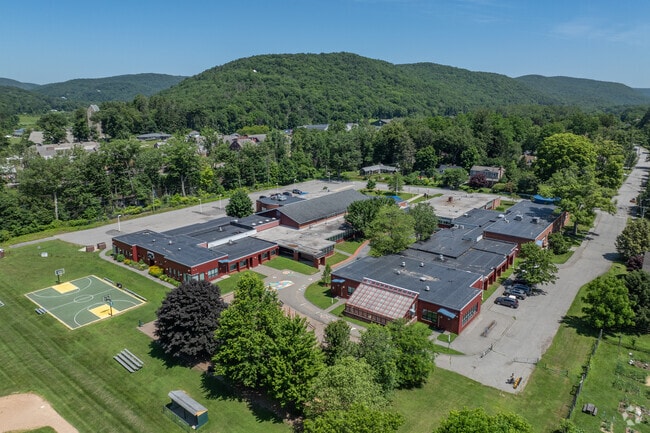 Kent Center School at 9 Judd Ave, Kent, CT 06757.